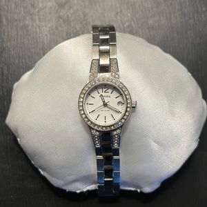 Women’s Thin band Fossil watch